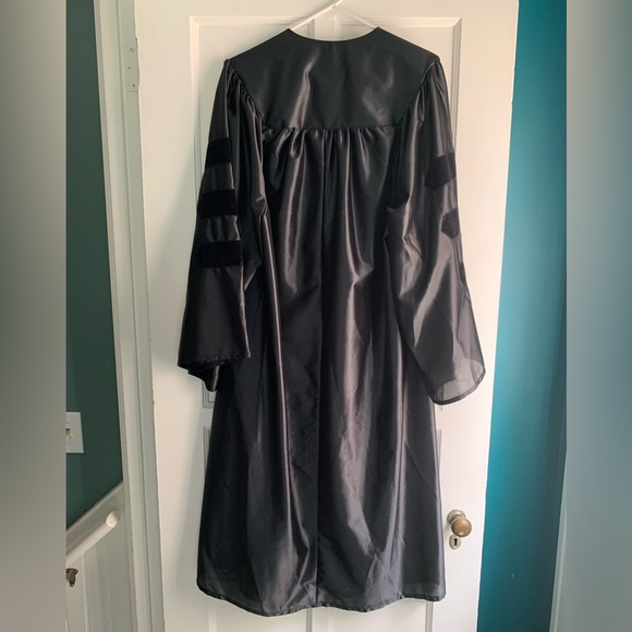 Doctor Graduation Robe - Picture 5 of 5